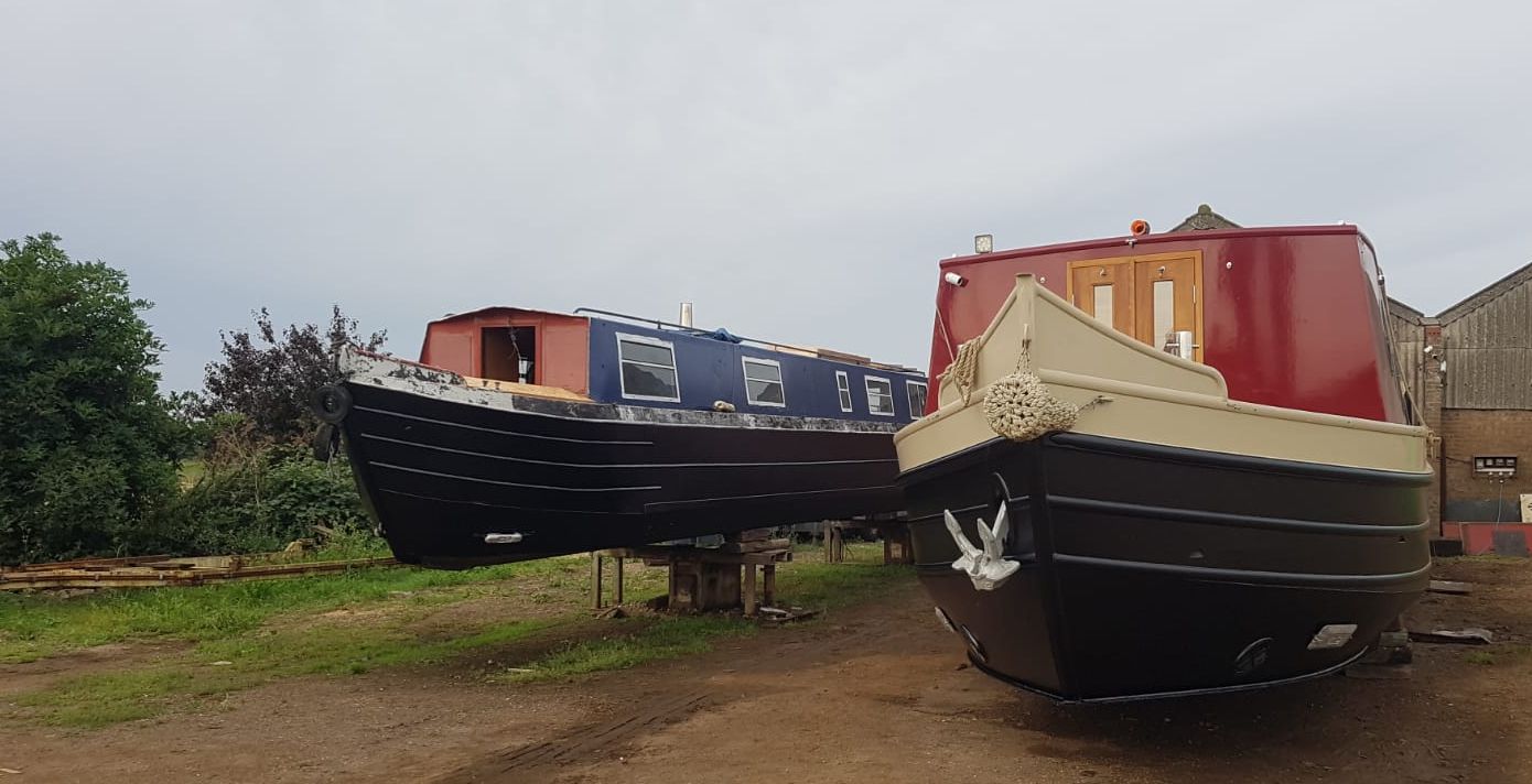 Narrow boat and Widebeam hull blacking